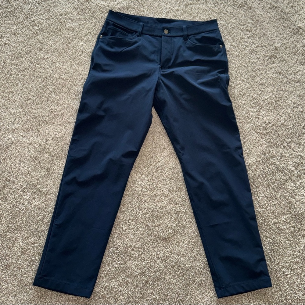 lululemon athletica Men's Dark Navy Straight Chinos